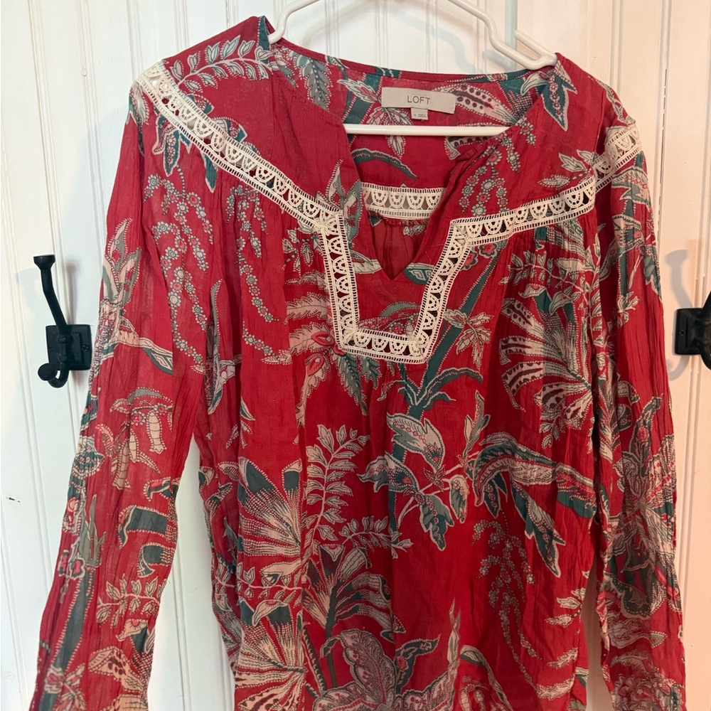 LOFT Red Tropical Print Lace-Trim Tunic